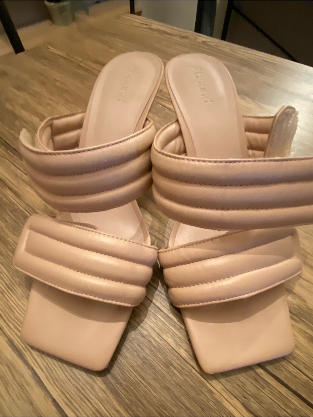 Abound Blush Quilted Double-Strap Slide Mules Size 8, EUC - Picture 3 of 7
